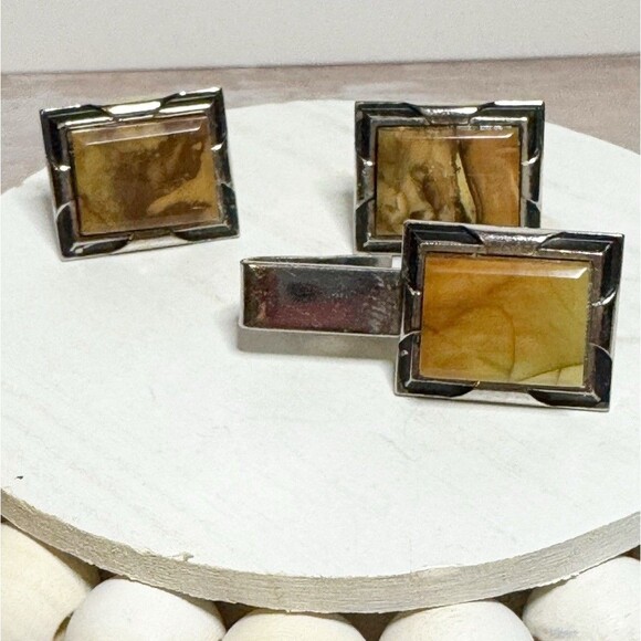 Vtg Amber Agate Stone Cufflinks & Tie Clip Silver Tone Black Enamel Frame MCM - Picture 1 of 10
